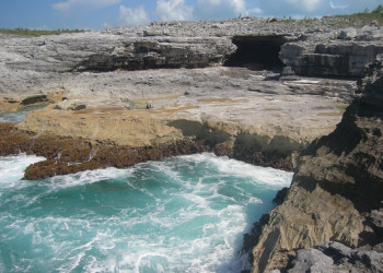 Скалы на острове  Эльютера, Багамские острова. Фото 4 – фотографии Багамских островов