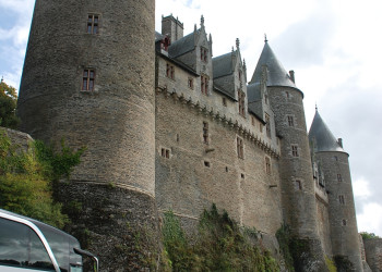 Замок в Жослене, Франция – фотографии Франции