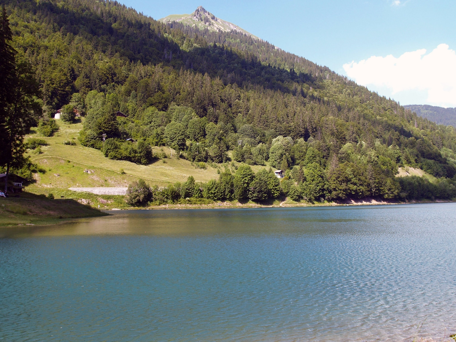 Природа в Монтрионе, Франция. Фото 5 – фотографии Франции