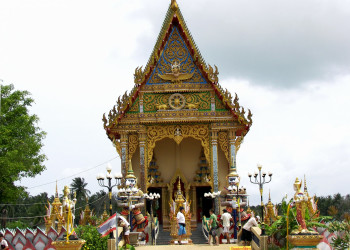 Храм в Биг-Будда-Бич, Тайланд – фотографии Таиланда