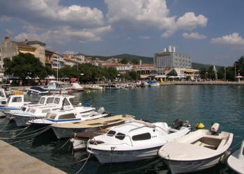 Причал в Цриквеница, Хорватия – фотографии Хорватии