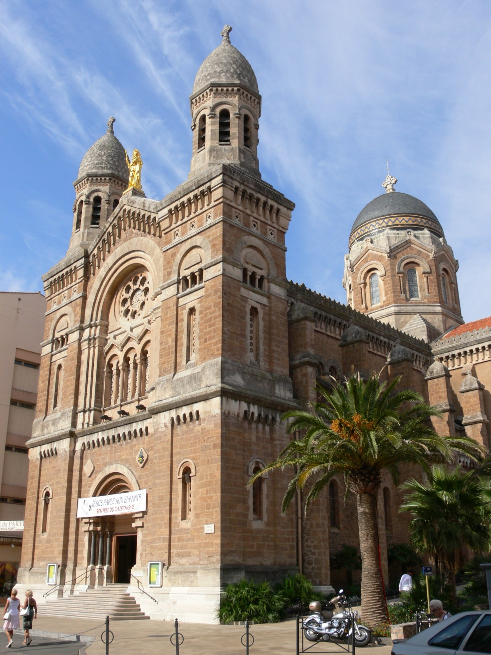 Храм в Сен-Рафаэль, Франция. Фото 1 – фотографии Франции