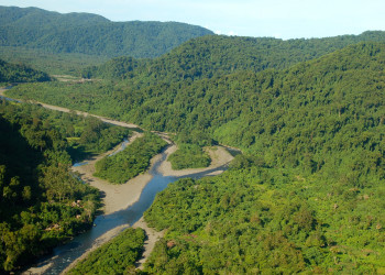 Пролетая над островом Гуадалканал. Фото 1 – фотографии Соломоновых Островов