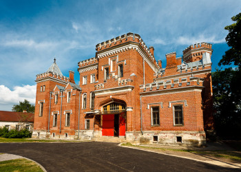 Фото двореца Ольденбургских – фотографии России