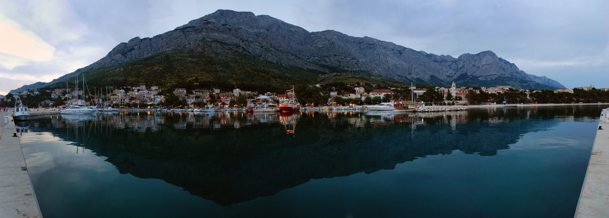 Море в Башка Вода, Хорватия – фотографии Хорватии