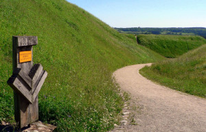 Живописные холмы в окрестностях Кернаве – фотографии Литвы