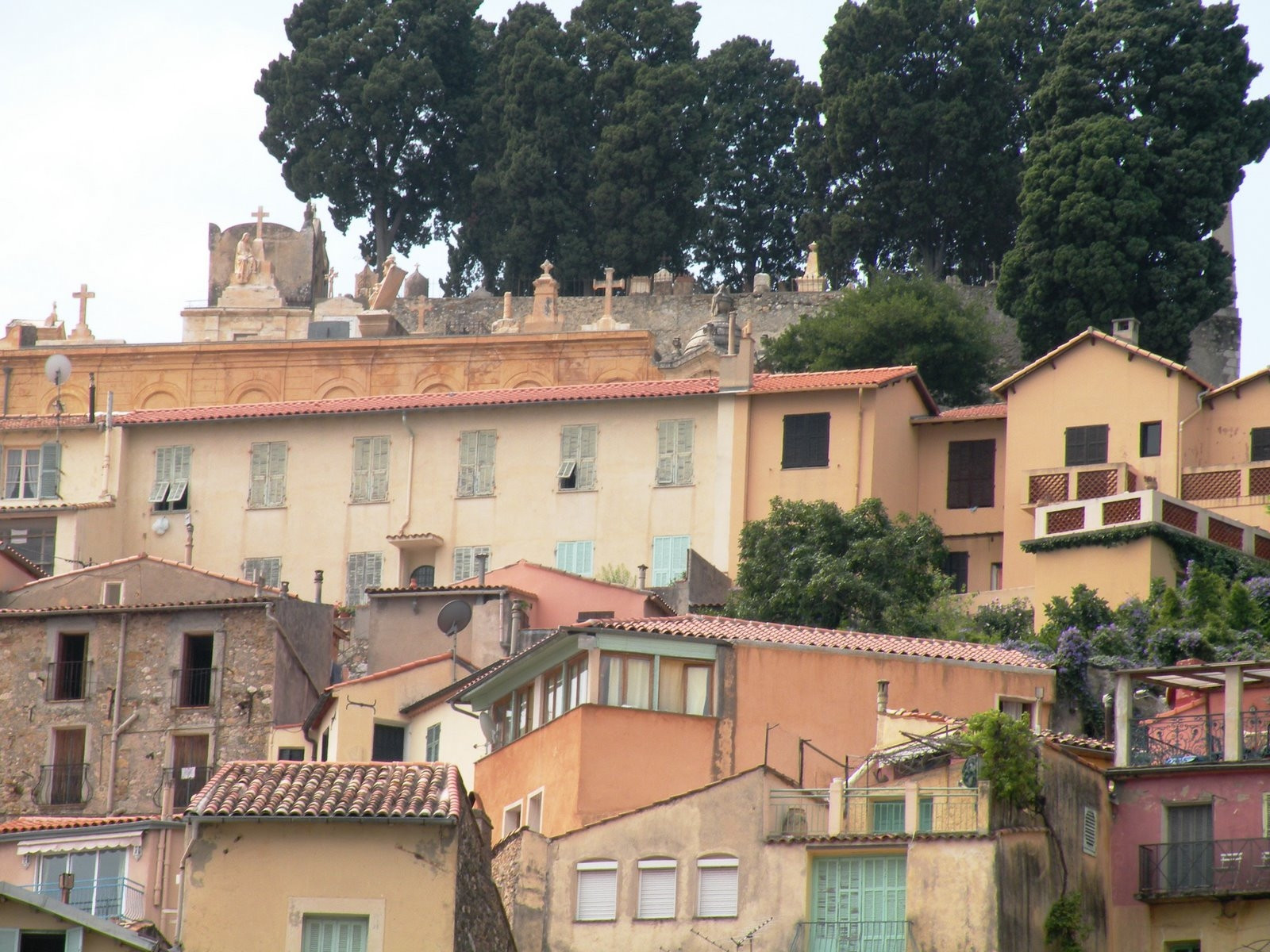 Дома в Ментоне, Франция. Фото 10 – фотографии Франции