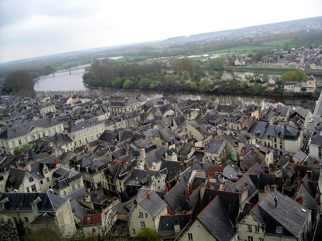 Панорамный вид в Шиноне, Франция – фотографии Франции
