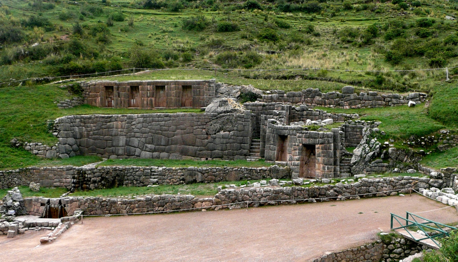 Тамбомачай (Tambomachay, из кечуа Tampumachay) – фотографии Перу