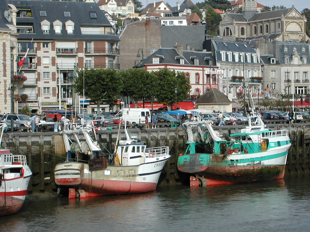 Набережная в Трувиль-Сюр-Мер, Франция. Фото 4 – фотографии Франции