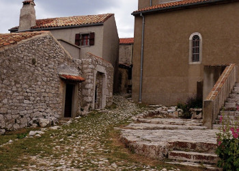 Дома в Бели, Хорватия. Фото 4 – фотографии Хорватии