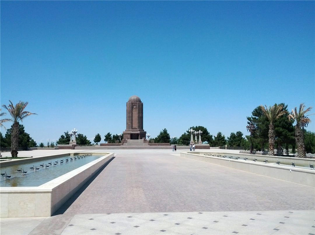 Мавзолей Низами Гянджеви в Гяндже – фотографии Азербайджана