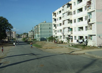 Жилые районы - видимо СССР помогал строить – фотографии Кубы