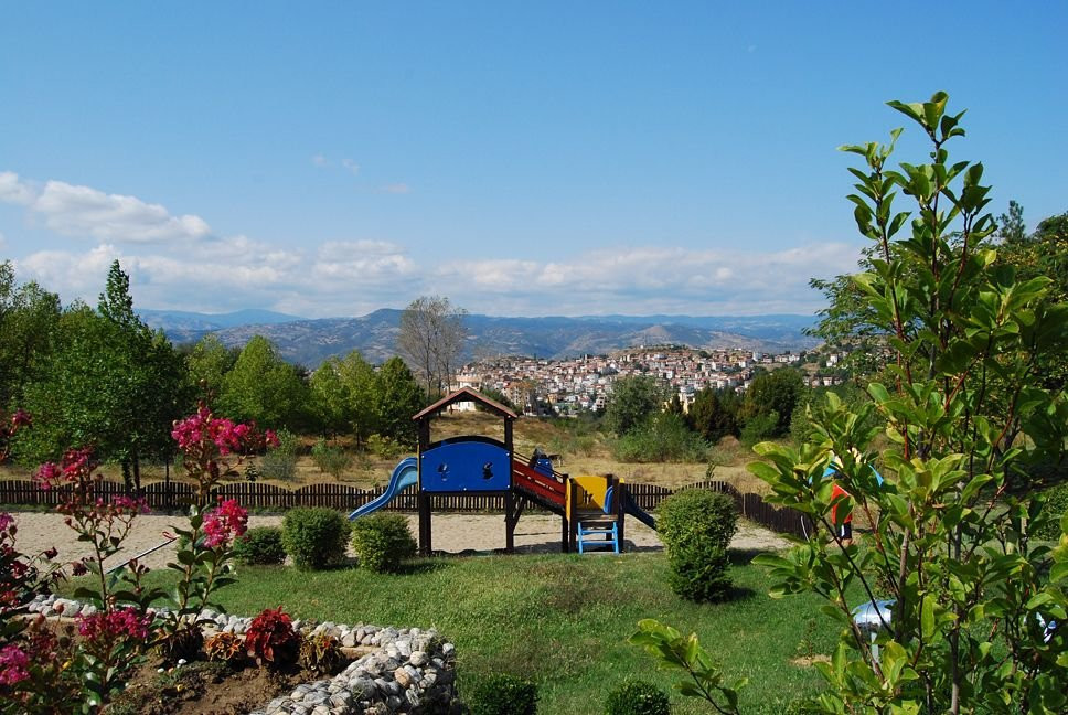 Парк в Сандански, Болгария. Фото 2 – фотографии Болгарии