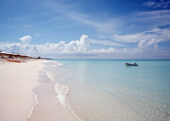 Пляж острова Пэррот-Кей (Parrot Cay) – фотографии Тёркс и Кайкос