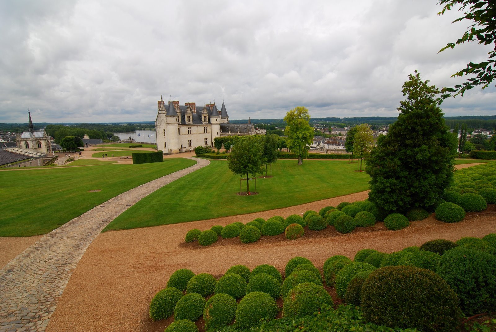 Королевский замок Амбуаз – фотографии Франции