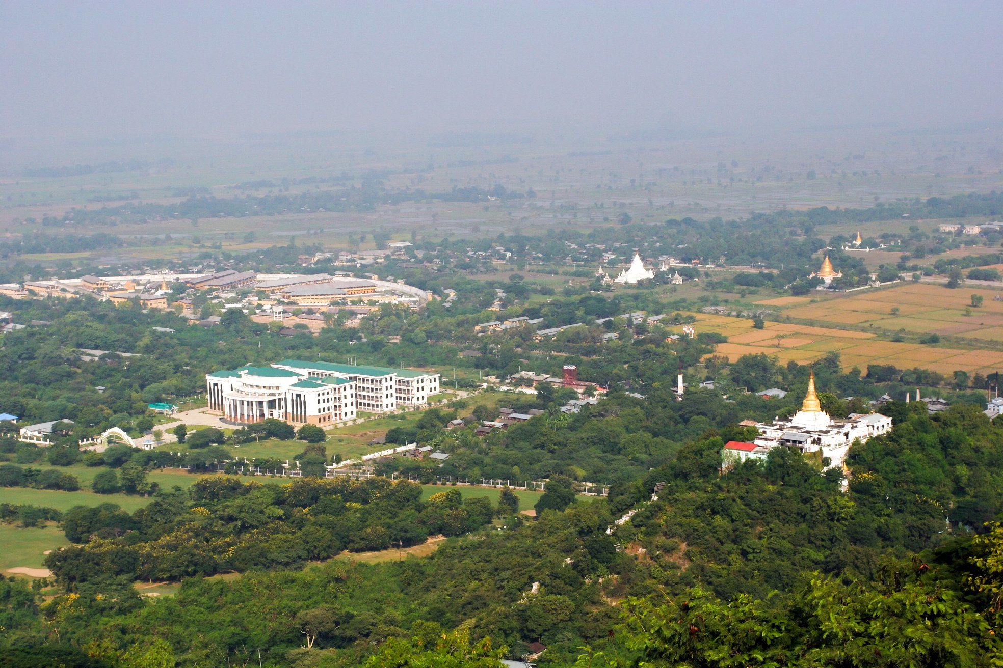 Вид с холма Мандалай – фотографии Мьянмы