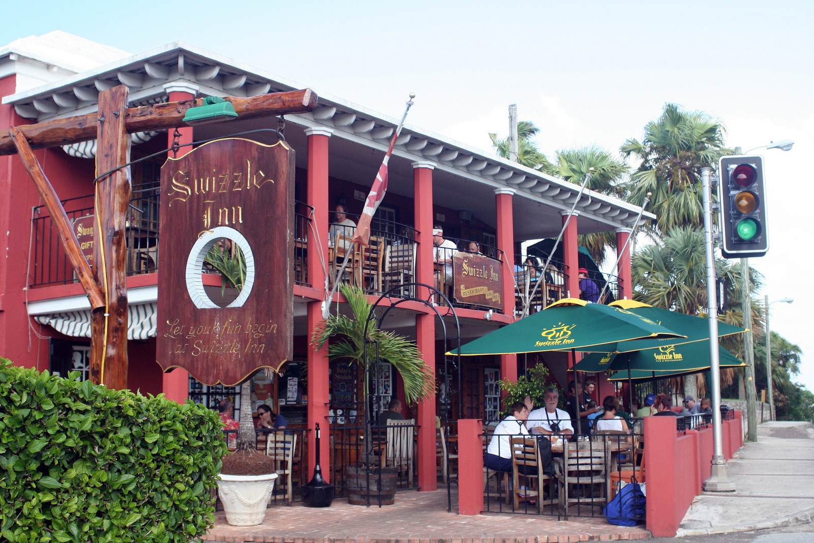 Кафе в Гамильтоне. Фото 1 – фотографии Бермудских островов