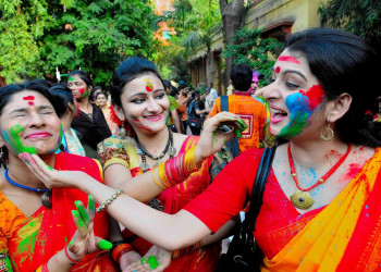 Индуистский фестиваль весны "Холи" – фотографии Индии