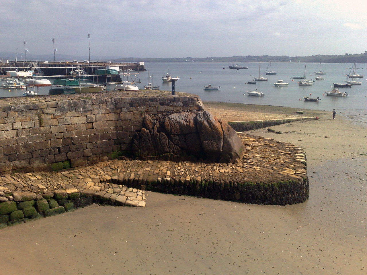 Набережная в Дуарненезе, Франция. Фото 2 – фотографии Франции