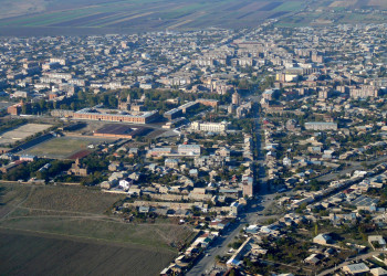 Панорамный вид в Вагаршапат, Армения – фотографии Армении