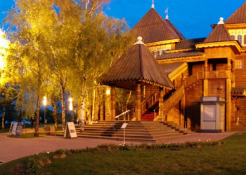 Дворец царя Алексея Михайловича, парк Коломенское – фотографии России