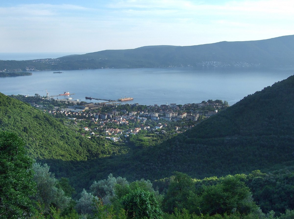 Панорамный вид в Тиват, Черногория. Фото 9 – фотографии Черногории