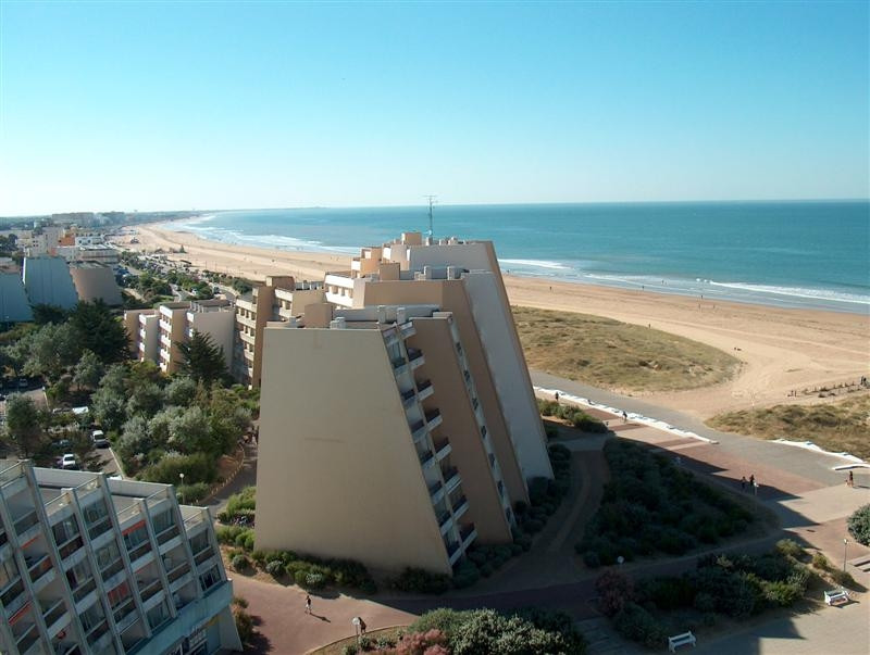 Пляж в Сен-Жан-де-Мон, Франция. Фото 5 – фотографии Франции