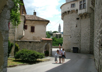 Улица в Пазин, Хорватия. Фото 5 – фотографии Хорватии