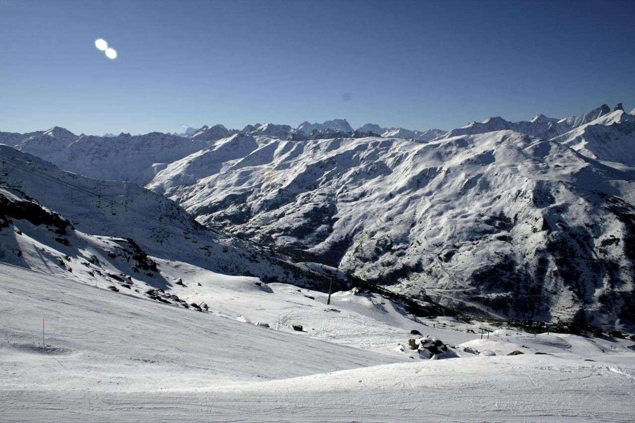 Горы в Вальменьер-Валуар, Франция. Фото 10 – фотографии Франции