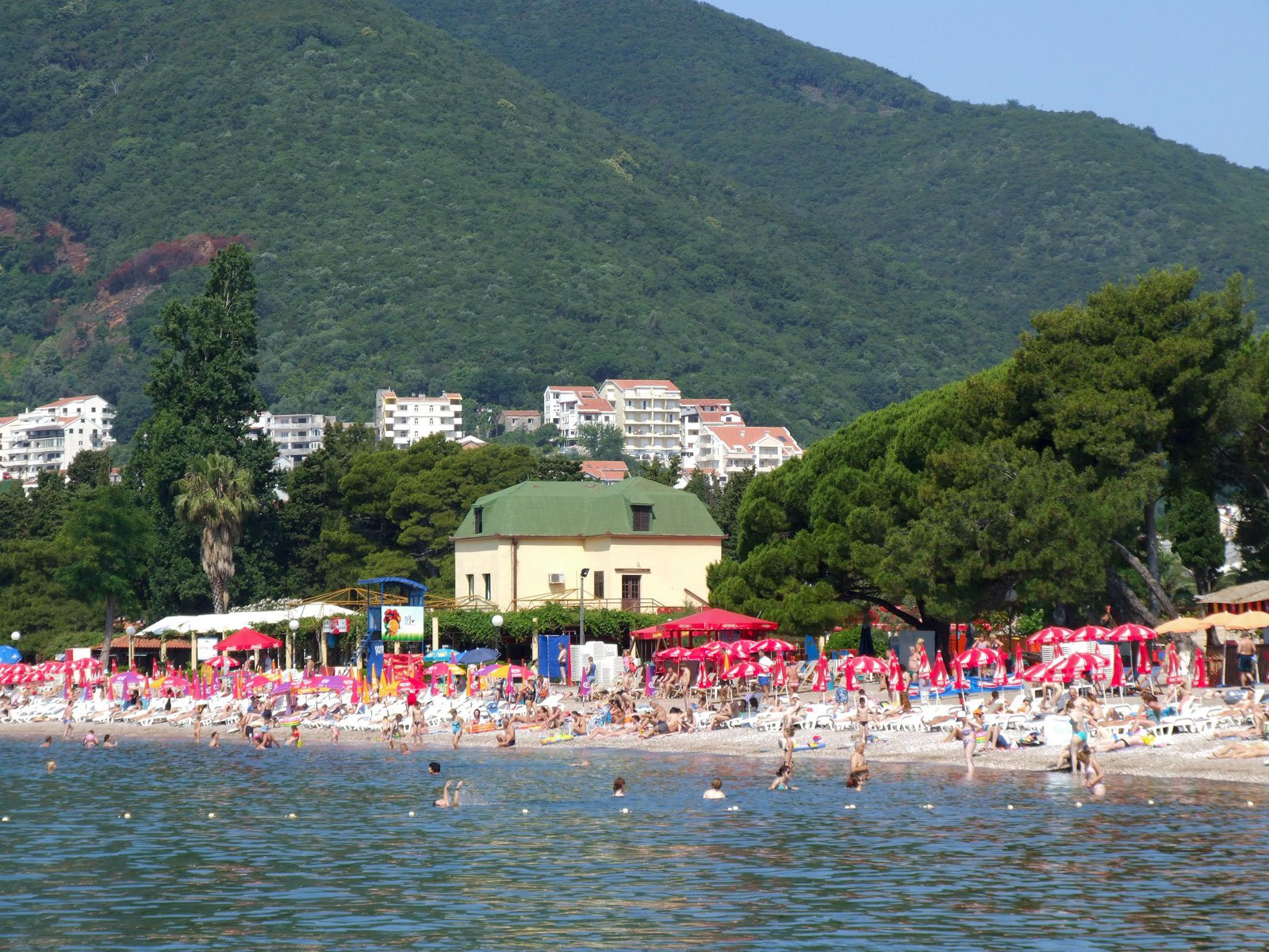 Пляж в Будва, Черногория. Фото 16 – фотографии Черногории