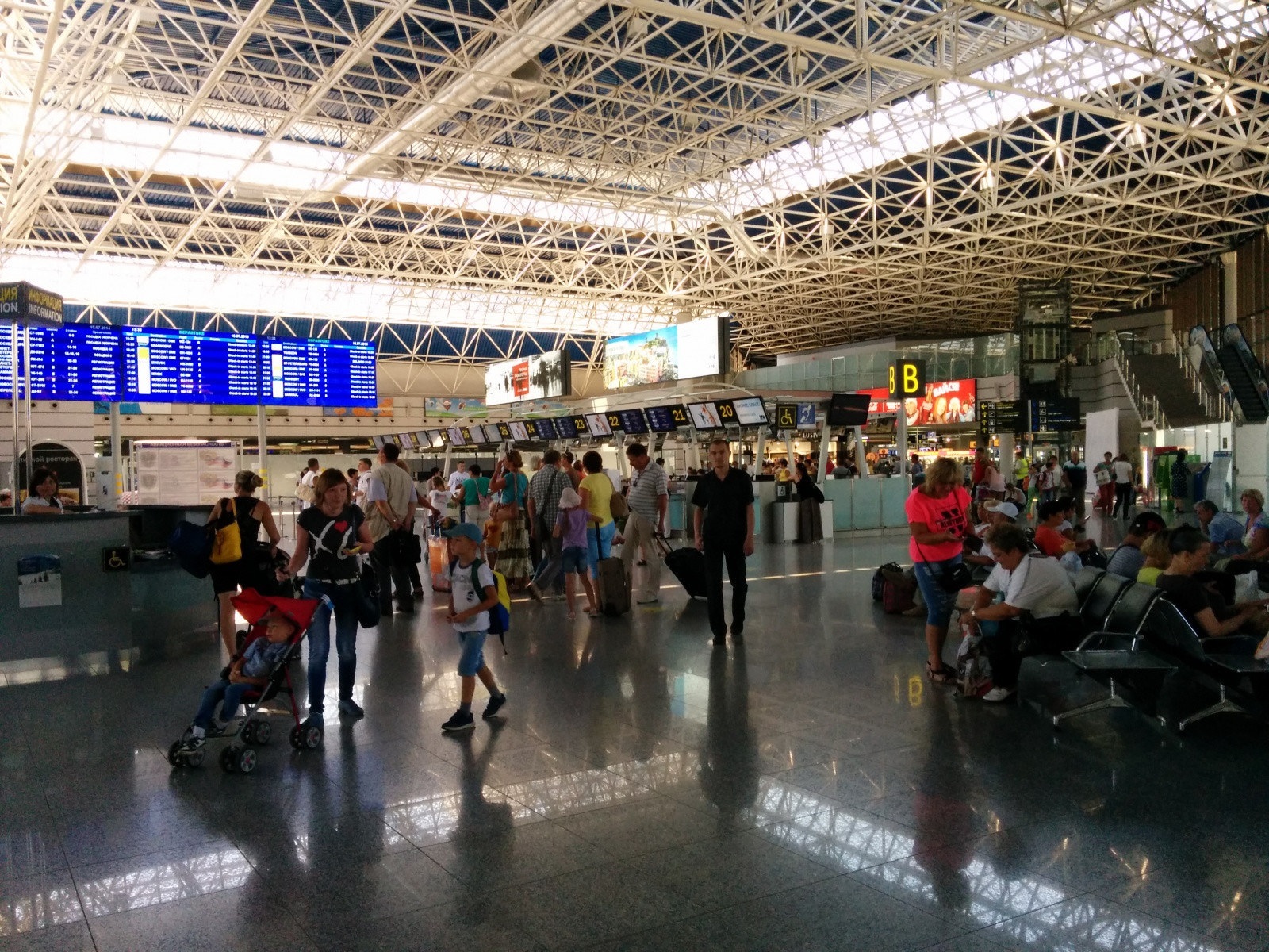 Аэропорт Сочи – фотографии России