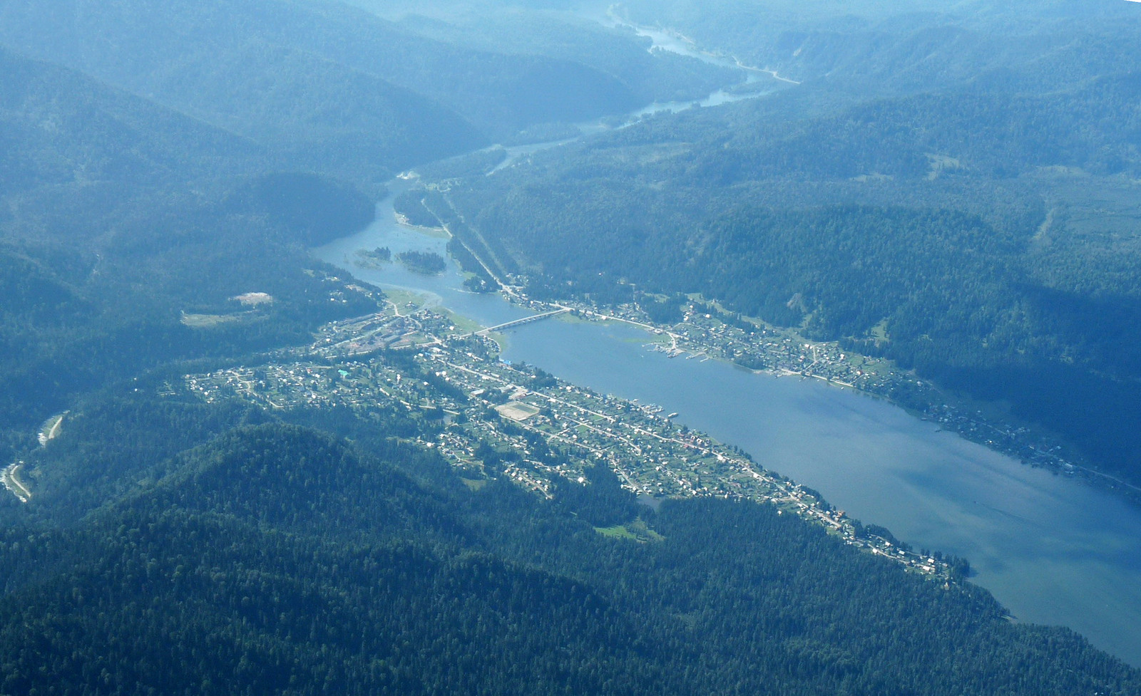 Телецкое озеро (Teletskoye Lake), Горный Алтай. Фото 1 – фотографии России