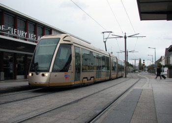 Транспорт в Орлеане, Франция – фотографии Франции