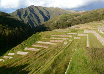 Инкские террасы в Чинчеро (Chinchero) – фотографии Перу