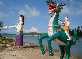 Скульптуры в Биг-Будда-Бич, Тайланд – фотографии Таиланда