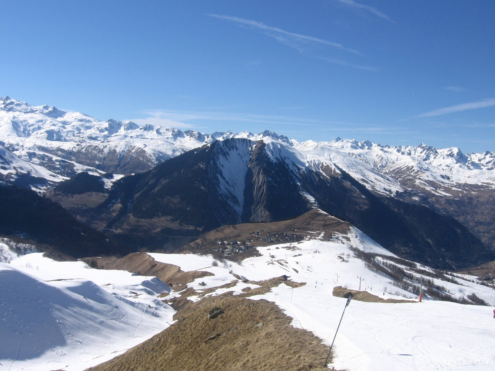 Горы в Ле-Албиезе, Франция – фотографии Франции