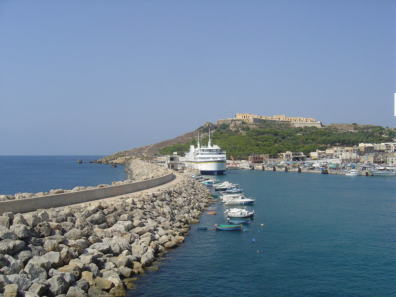 Мджарр гавань, Гозо остров, Мальта, фото № 41468 – фотографии Мальты