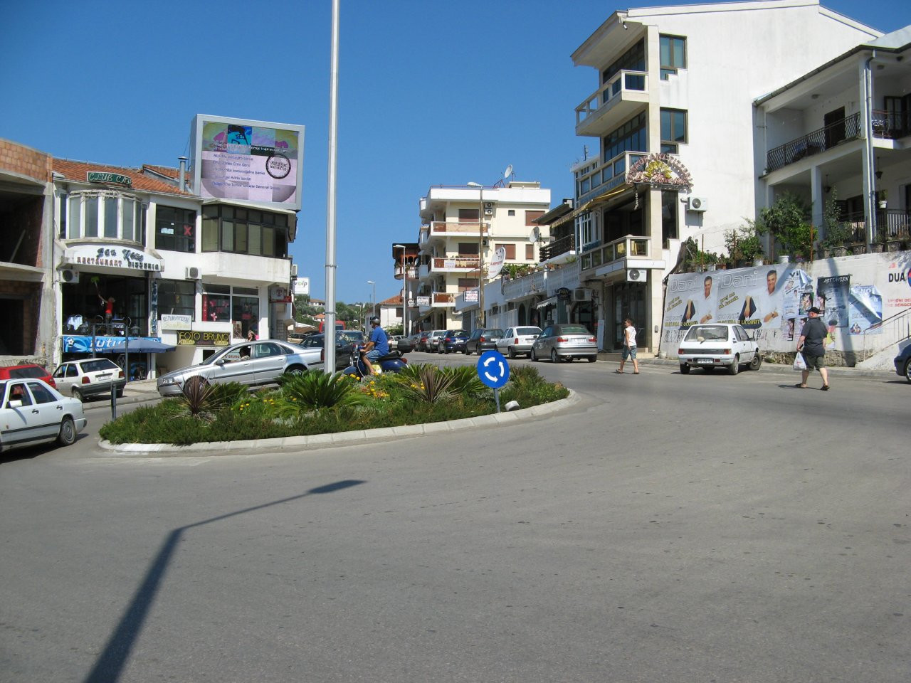 Улица в Ульцинь, Черногория. Фото 4 – фотографии Черногории