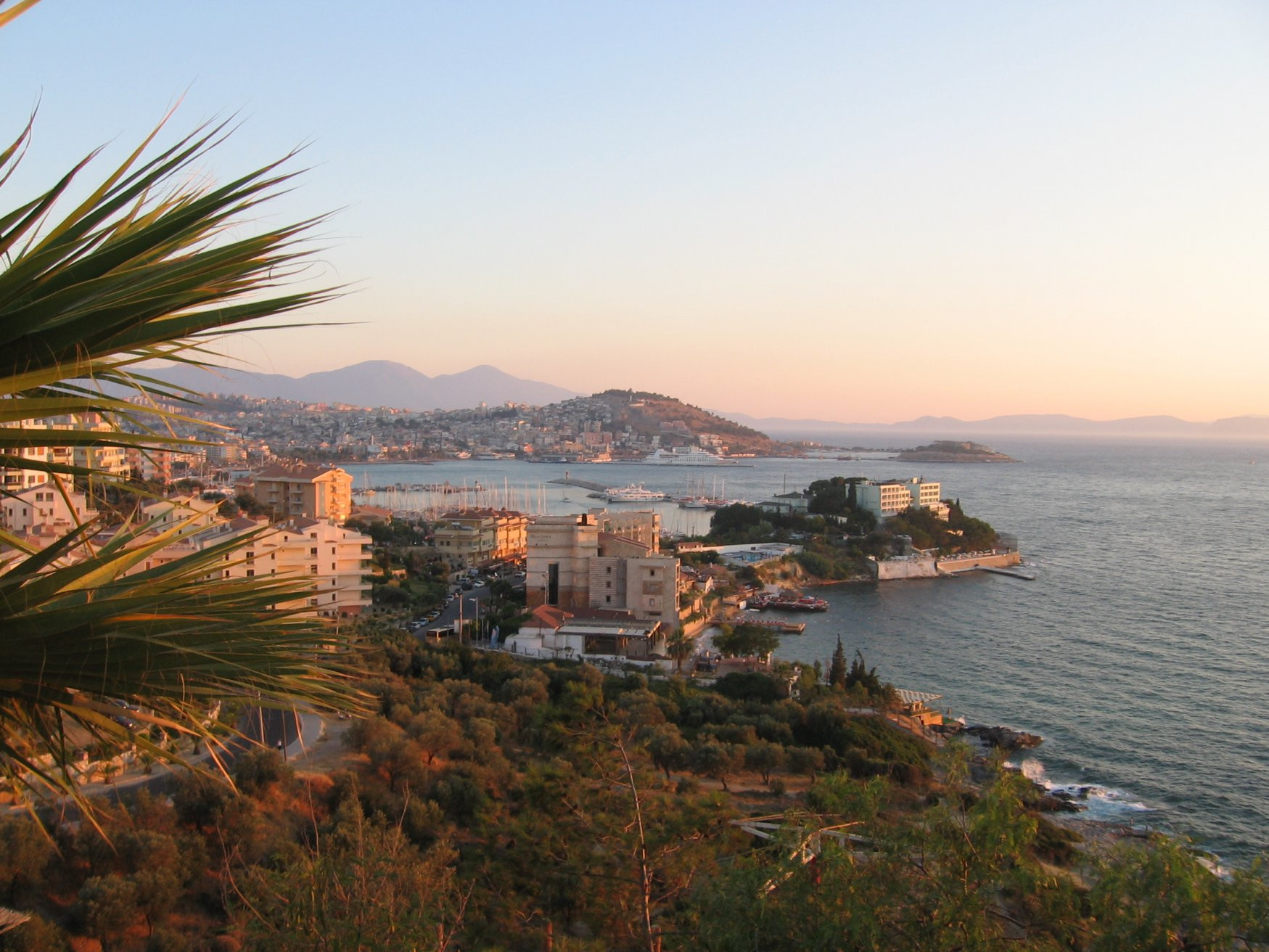 Кушадасы, Эгейский регион, Турция, фото № 47897 – фотографии Турции