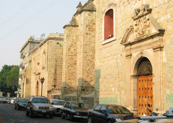 Храм в Оахака, Мексика – фотографии Мексики