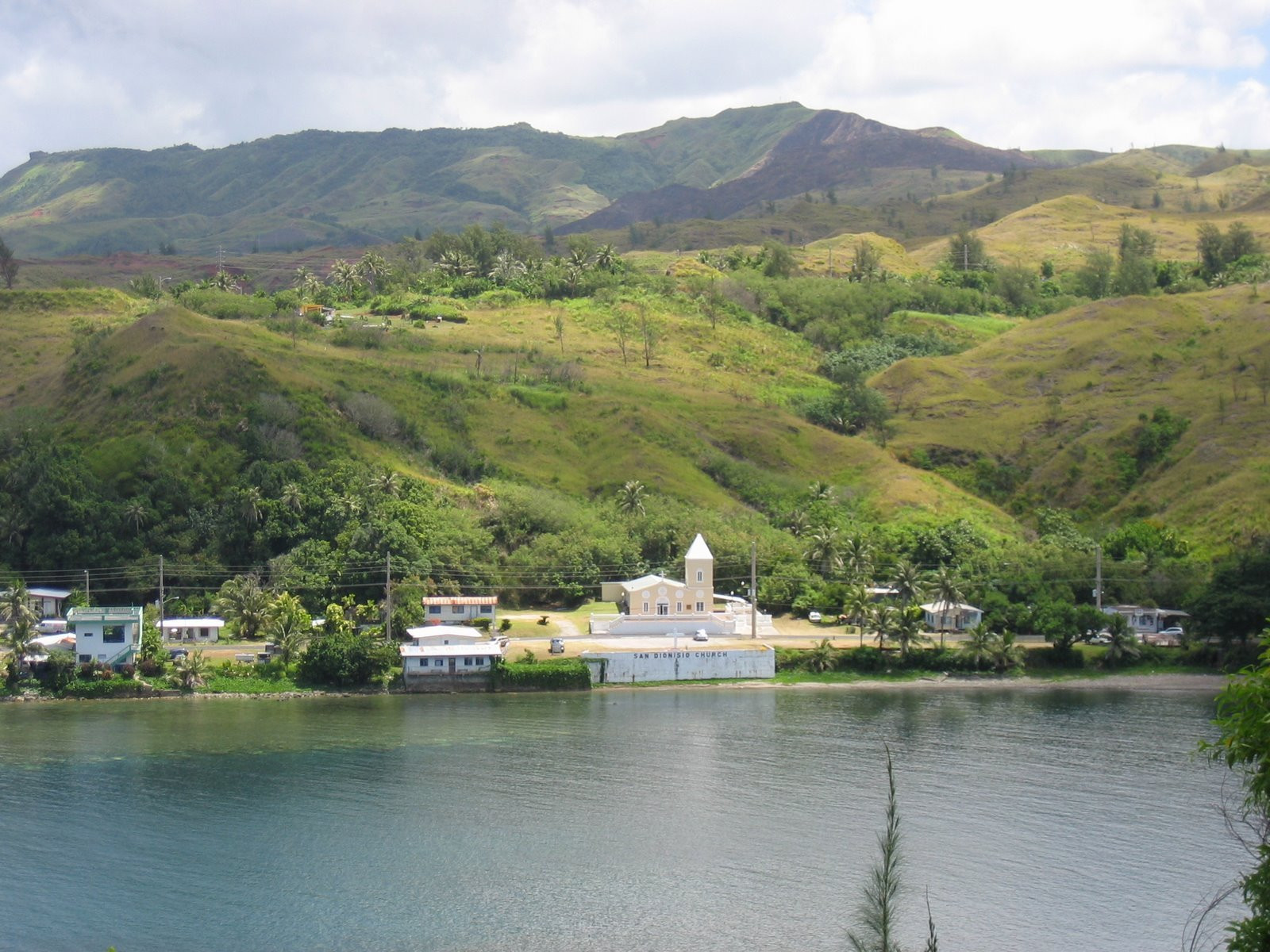 San Dionisio Church – фотографии Гуама