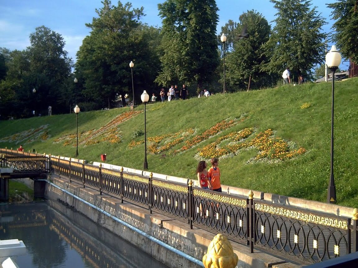 Набережная в Владикавказе, Россия. Фото 2 – фотографии России