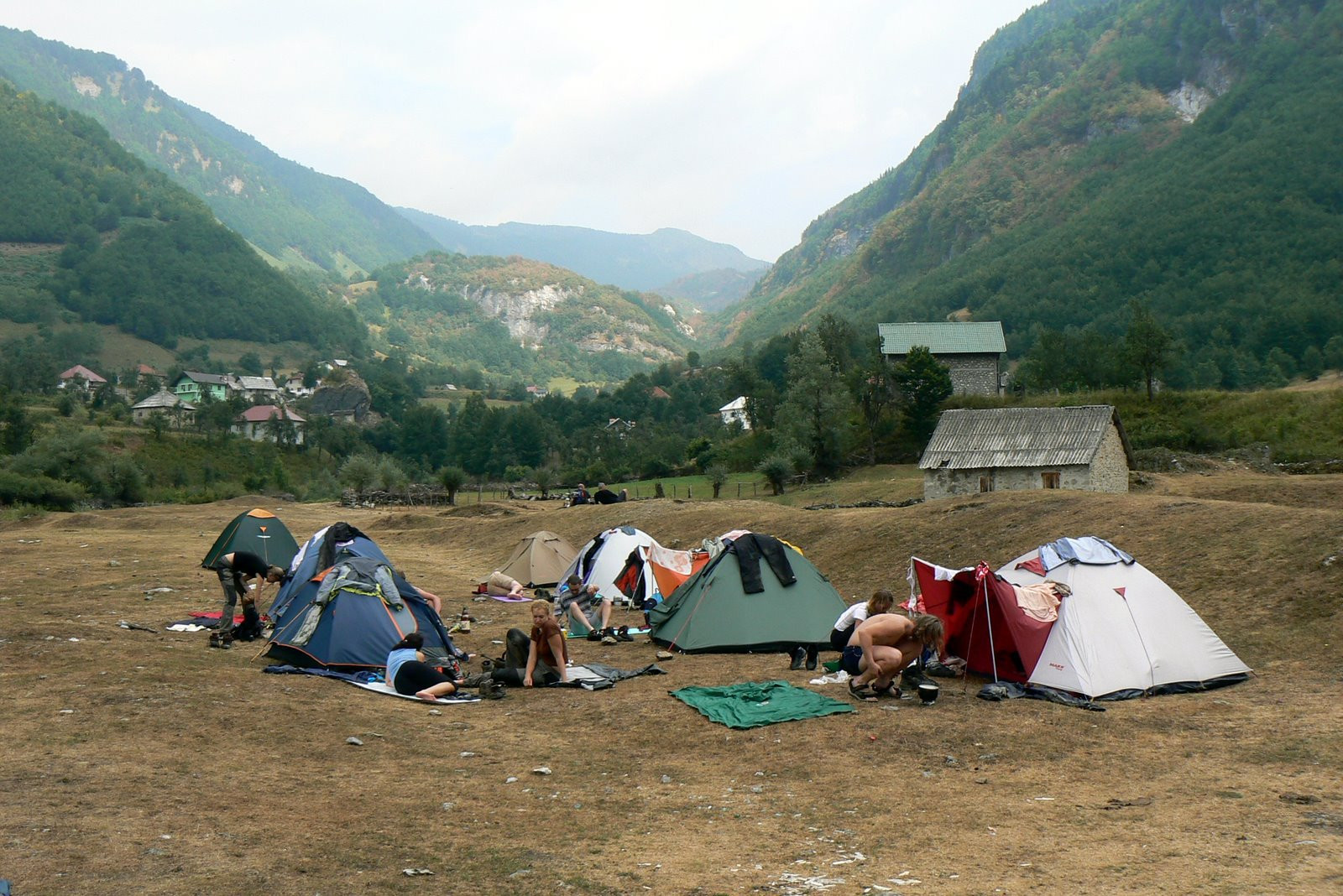 Туристы в Проклетие, Черногория. Фото 4 – фотографии Черногории