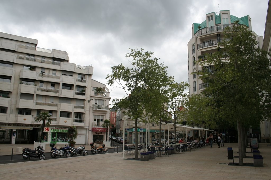 Дома в Виши, Франция – фотографии Франции