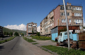 Улица в Севан, Армения – фотографии Армении