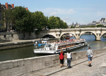 Набережная в Париже, Франция. Фото 1 – фотографии Франции