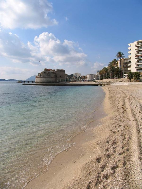 Пляж в Тулоне, Франция. Фото 2 – фотографии Франции