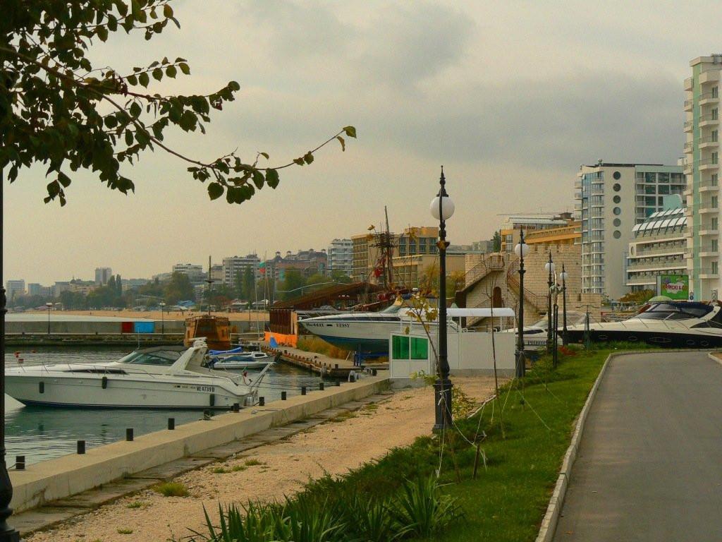 Набережная в Золотых песках, Болгария. Фото 3 – фотографии Болгарии