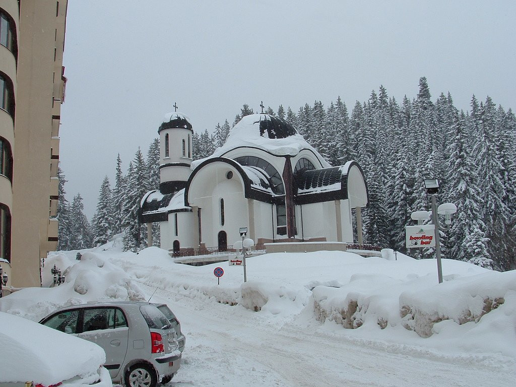 Успенская церковь в Пампорово, Болгария – фотографии Болгарии